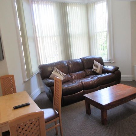 Apartamento No 4 - Large 2 Bed Near Sefton Park And Lark Lane Liverpool Exterior foto